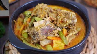 Bikin Hari Ini Jadi Spesial dengan Menu Sayur Godog, Catat Resepnya Moms