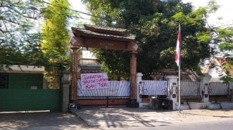 Tenangkan Diri di Asrama, Mahasiswa Papua di Surabaya Tolak Terima Tamu