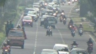 Asap Pekat Akibat Karhutla Kembali Selimuti Pekanbaru