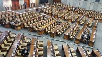 Demokrat Tempuh Legislative Review UU Ciptaker, PKS Nilai Sulit Berhasil