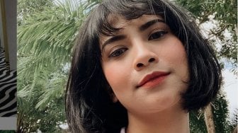 Foto Vanessa Angel Kulum Pisang dan 3 Berita Panas Lainnya