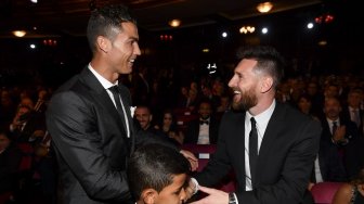 Diajak Makan Malam Ronaldo, Begini Jawaban Lionel Messi