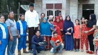 Miliki Tinggi 206 Cm, Orangtua Emen Terpaksa Bobol Pintu Kusen Kamar