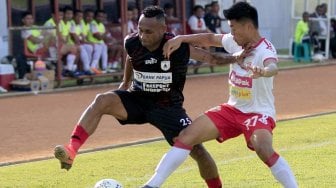 Persipura Hancurkan Barito Putera 4-0, Jacksen F Tiago Tersenyum Lebar