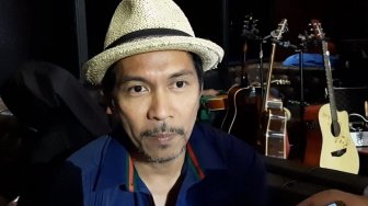 Ridho Slank Sering Menangis, Kenang Ibunda Meninggal Dunia