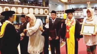 Haru! Meninggal Jelang Ujian Skripsi, Mahasiswi UNS Tetap Diwisuda Rektor