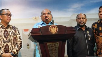 Gubernur Papua Minta Pemerintah Buka Blokir Internet