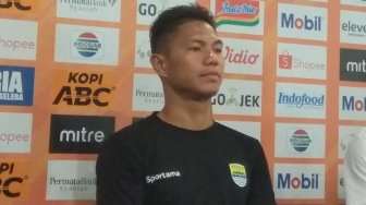 Hadapi PSS Sleman, Achmad Jufriyanto Siap Tandem dengan Bek Baru Persib