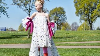 Pakai Kaki Palsu, Model Cilik Ini Siap Tampil di New York Fashion Week 2019