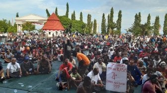 Bule Australia Dideportasi Terkait Unjuk Rasa di Papua
