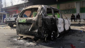 Suasana di Jayapura usai aksi unjuk rasa, Papua, Jumat (30/8). [ANTARA FOTO/Gusti Tanat]