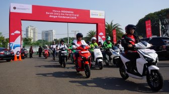 Seru, Tiga Menteri Jokowi Jajal Motor Listrik Keliling Jakarta