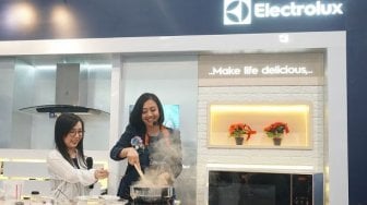 Ciee, Asri Welas Jadi Inspirasi Ibu Indonesia dalam Memasak