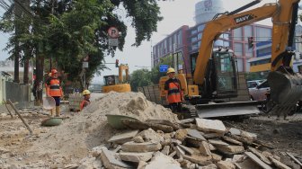 Proses Revitalisasi Trotoar di Salemba Dengan Anggaran Rp 75 M