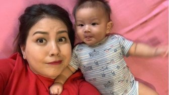 Bayi Tya Ariestya Alami ISK, Ini Gejala dan Cara Penanganannya