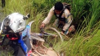 Ban Bocor Diisi Jerami, Pemotor Off-Road Sanggup Tempuh Dua Negara