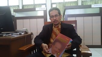 Buat Disertasi Kontroversial, Ini Penjelasan Abdul Aziz