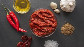 5 Resep Sambal Khas Indonesia yang Bikin Nagih