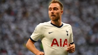 5 Berita Hits Bola: Man United Buru Eriksen, McMenemy Ogah Pakai Psikolog