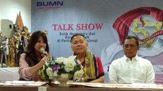 Desainer Etnik  Senior Mulai Rambah Selera Pasar Milenial