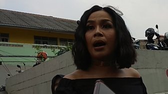 Tubuh Lebih Langsing, Melaney Ricardo Bocorkan Rahasia Diet di Youtube