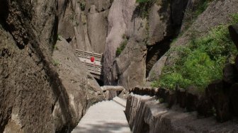 Buxian Bridge di Gunung Huangshan China (Wikimedia Commons Marek)