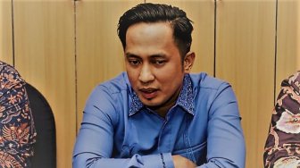 STOP PRESS, KPK Gelar OTT di Penajam Paser Utara, Bupati Abdul Gafur Mas'ud dan Plt Sekkab Muliadi Diboyong