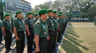 Hari Olahraga Nasional, Personel Berjajar Rapi di Makodim 0812/Lamongan
