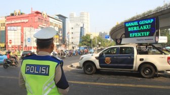 Masa PSBB Transisi, Pengendara Motor di Jakarta Kena Aturan Ganjil-Genap