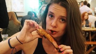 Tetap Langsing Meski Senang Makan, Foodblogger Ini Bagikan Rahasianya