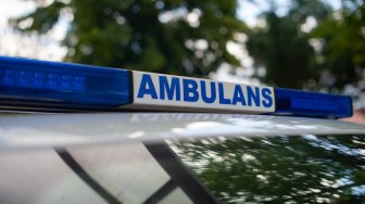 Viral Pengendara Minibus Ngamuk Diserempet Ambulans Hingga Tuding Sopir Coba Kabur, Warganet Ikut Naik Darah