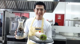 Resep Bolu Gulung Klepon Ala Nicky Tirta, Enak Banget!