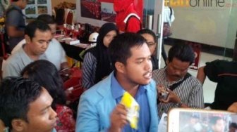 Pejabat Itu Bukan Bagi-bagi Masker, Tapi Tuntaskan Persoalan Karhutla