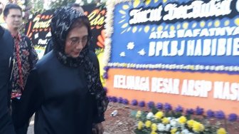 Menteri Susi Kenang Pesan BJ Habibie Usai Tenggelamkan Kapal di Batam