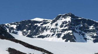 Berselimutkan Gletser di Puncaknya, Potret Gunung Kebnekaise di Swedia