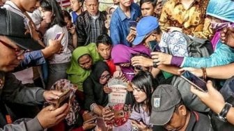 Warga Swafoto di Makam Habibie, Pengelola TMP Kalibata Siagakan Satu Satpam