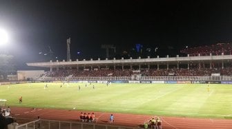 Indonesia Vs Filipina, Anak-anak Banjiri Stadion Madya