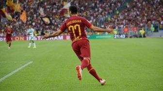 AS Roma Resmi Perpanjang Masa Peminjaman Mkhitaryan dari Arsenal