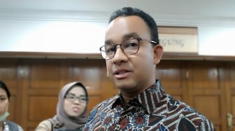 Klaim Direstui Jokowi, Anies Cabut Kasasi Ahok soal Lahan Bidara Cina