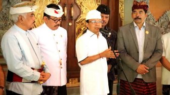 Gubernur Koster Sebut Banyak Tarian Sakral Bali Dikomersialkan
