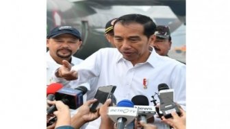 Jokowi Sebut Penanggulangan Karhutla Riau Kerja Luar Biasa