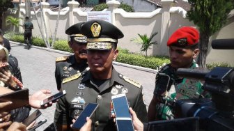 KSAD Kerahkan Prajurit dan Armada Militer Semprot Disinfektan di Jakarta