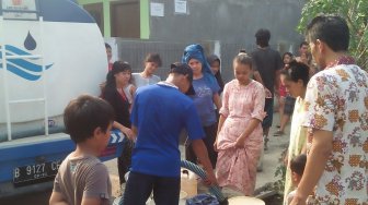 PDAM TKR Distribusikan 1,5 Juta Liter Air Bersih ke 10 Kecamatan Kekeringan