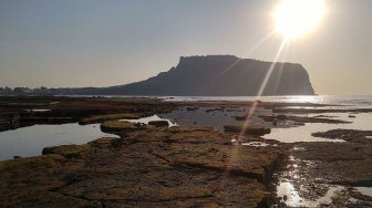 Gunung Halla hingga Seongsan Ichulbong Peak, 4 Destinasi Wisata di Jeju