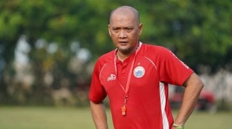 Sudirman Pelatih Sementara Persija, Ismed Sofyan Asisten Pelatih