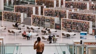 Menjelajahi Pengetahuan nan Tak Terbatas di Qatar National Library