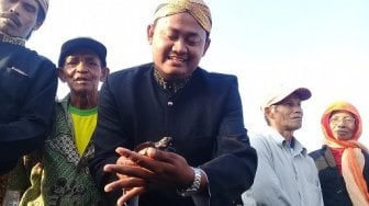 Kisah Jumawan Selamatkan Telur Penyu dan Cerita Teluk Penyu Cilacap