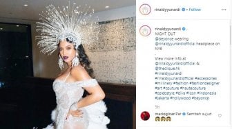 Beyonce Kenakan Headpiece Buatan Rinaldy Yunardi, Pernah Dipakai Syahrini!