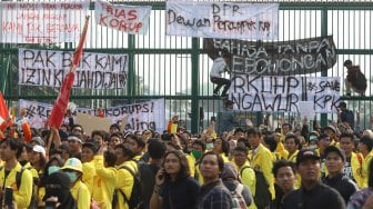 Mahasiswa Unnes: Bus Diintimidasi Agar Tidak Antarkan Kami ke Jakarta