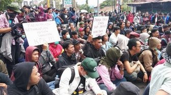 Parade Foto Gejayan Mendadak Jadi Lautan Mahasiswa